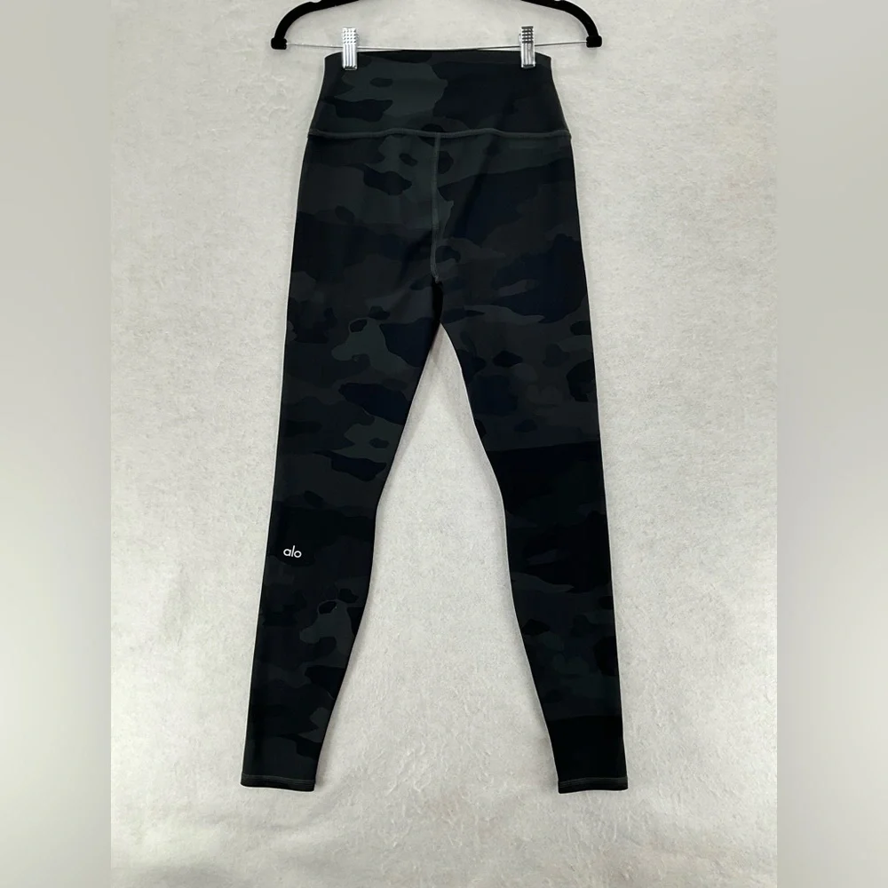 ALO Yoga comfortable business